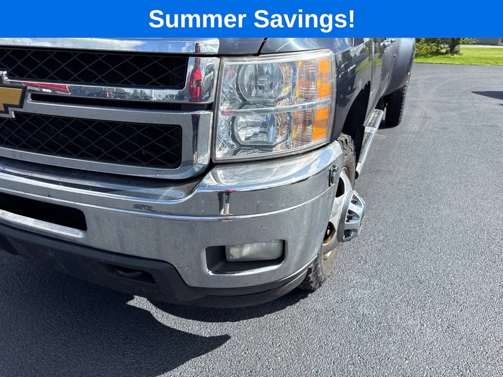 Used 2012 Chevrolet Silverado 3500 LT w/ Interior Plus Package AWD/4WD image 11
