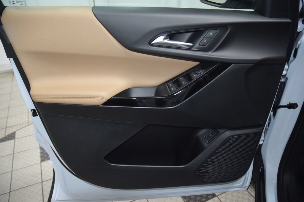 New 2027 Chevrolet Equinox ACTIV w/ Safety and Technology Package FWD image 48