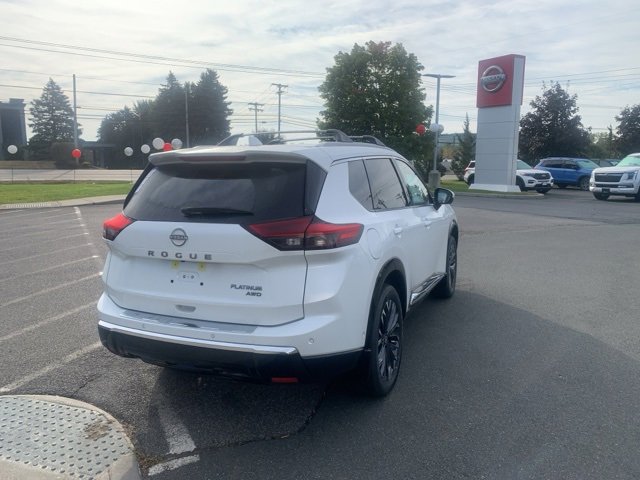 New 2026 Nissan Rogue Platinum image 7