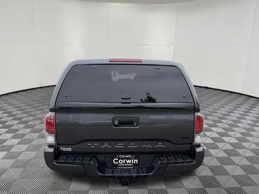 Used 2021 Toyota Tacoma TRD Off-Road w/ Technology Package AWD/4WD image 8