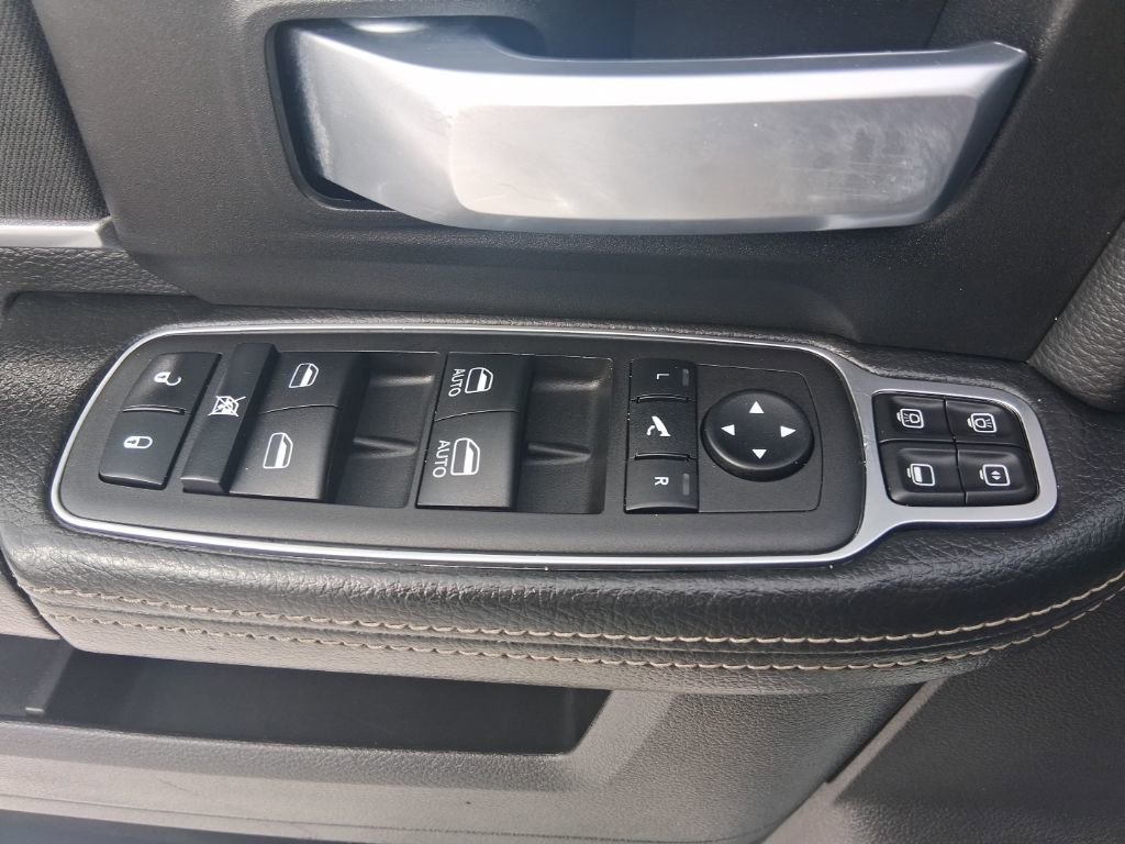 Used 2024 RAM 3500 Big Horn image 18