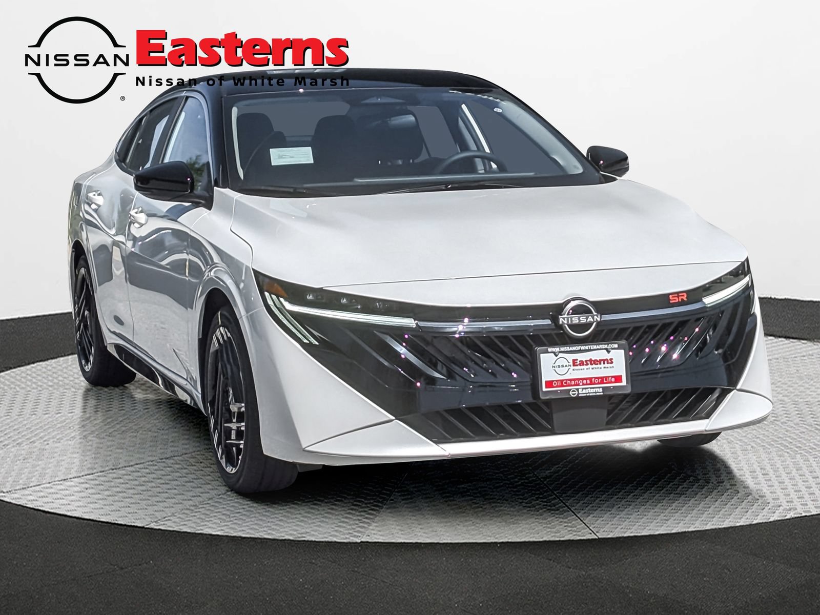New 2027 Nissan Sentra SR w/ Floor Mat Package FWD image 4