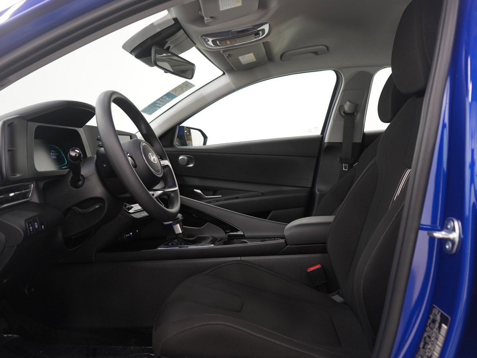 Certified 2025 Hyundai Elantra Blue image 21