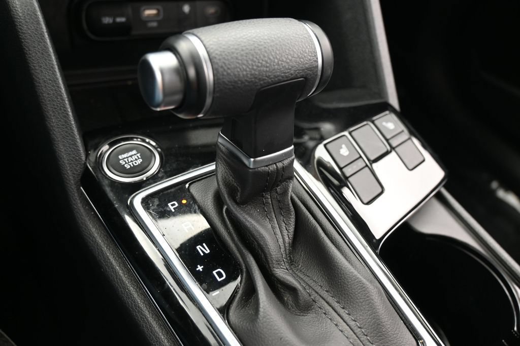 Used 2025 Kia Sportage EX FWD image 23