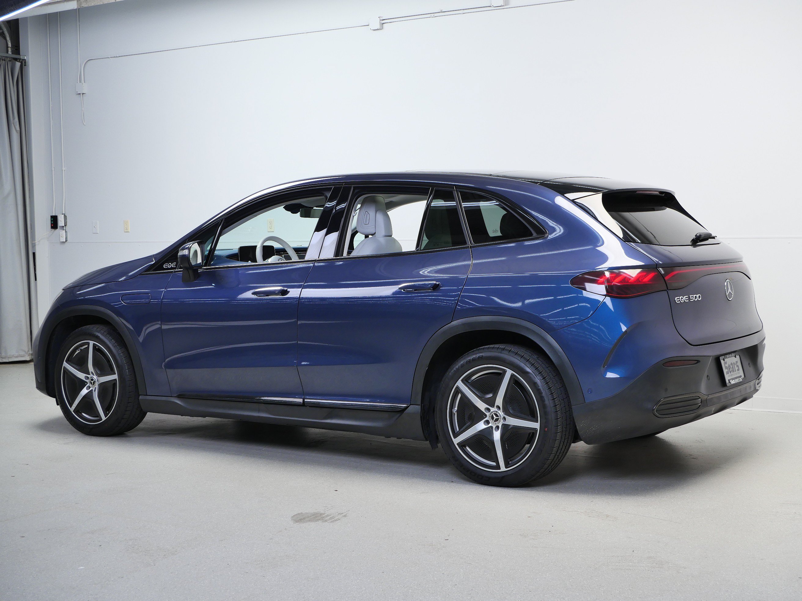 Certified 2023 Mercedes-Benz EQE 500 4MATIC SUV image 12