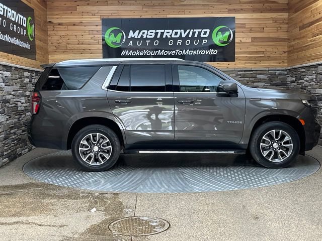 Used 2021 Chevrolet Tahoe LT w/ Luxury Package AWD/4WD image 15