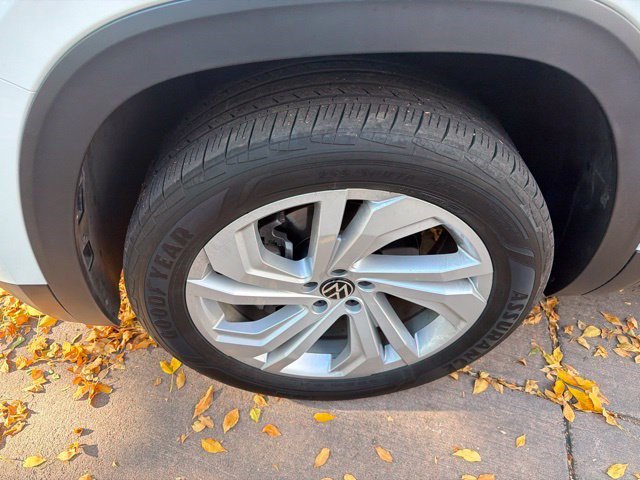 Used 2023 Volkswagen Atlas SE AWD/4WD image 11