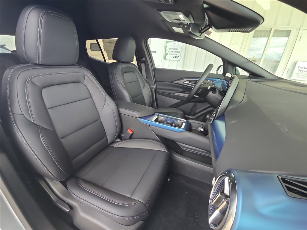 New 2026 Chevrolet Equinox EV LT image 27