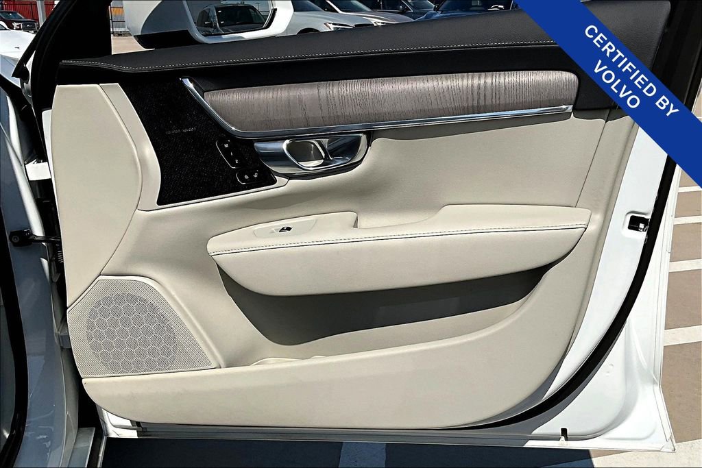 Certified 2024 Volvo S90 T8 Ultimate w/ Lounge Package image 25