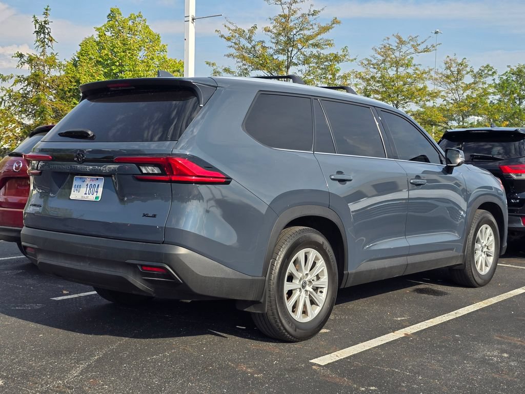 Used 2024 Toyota Grand Highlander AWD Hybrid image 5