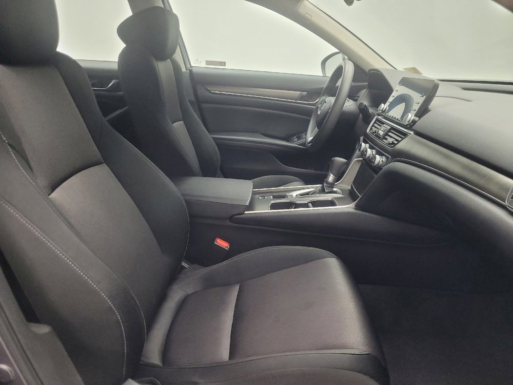 Used 2019 Honda Accord LX image 21