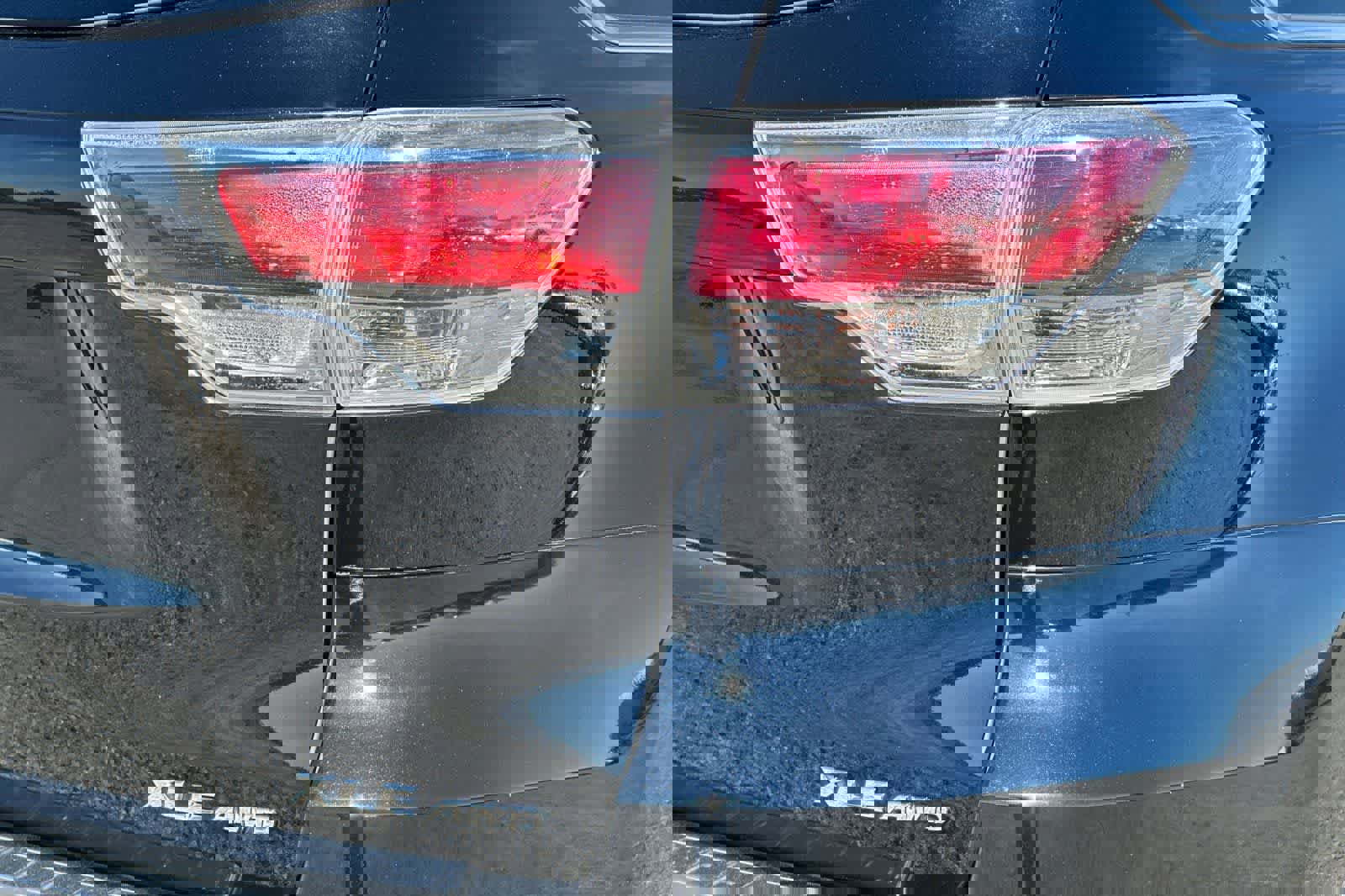 Used 2016 Toyota Highlander XLE image 32