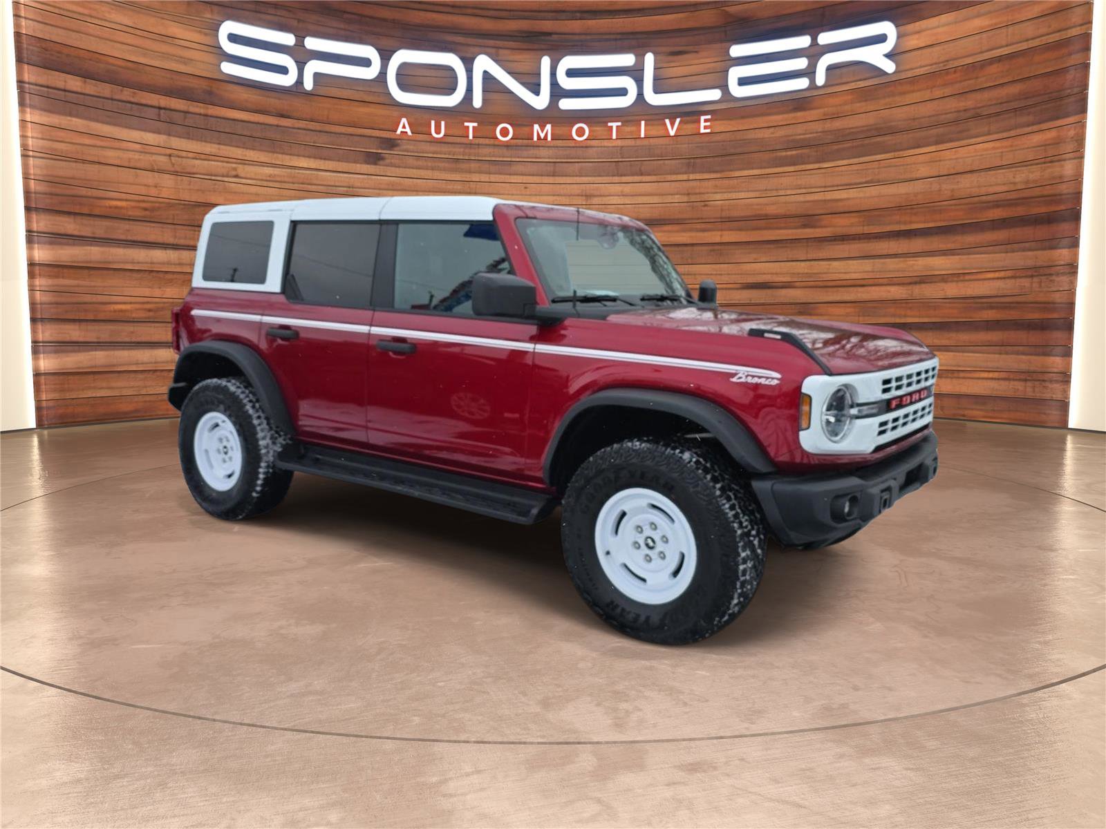 Used 2025 Ford Bronco Heritage Edition AWD/4WD image 9