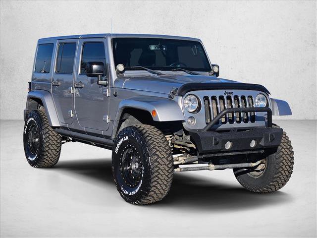 Used 2015 Jeep Wrangler Unlimited Sahara image 3