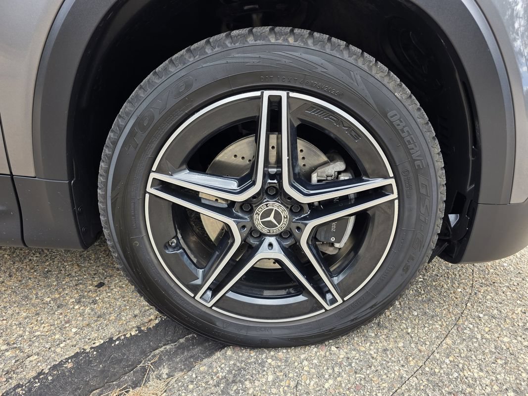 Used 2020 Mercedes-Benz GLB 250 4MATIC image 46