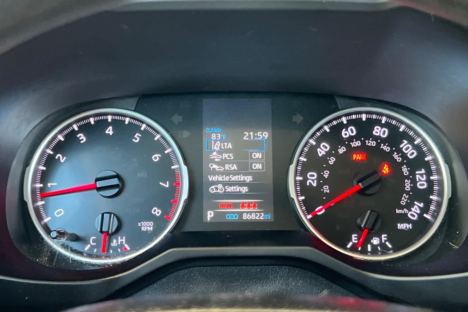 Used 2021 Toyota RAV4 LE AWD/4WD image 26