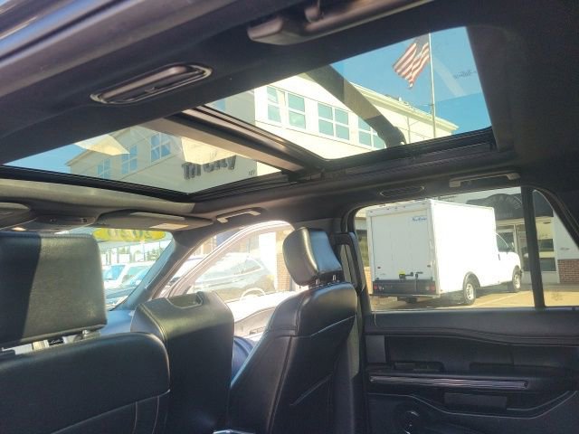 Used 2020 Ford Expedition XLT w/ Equipment Group 202A image 33