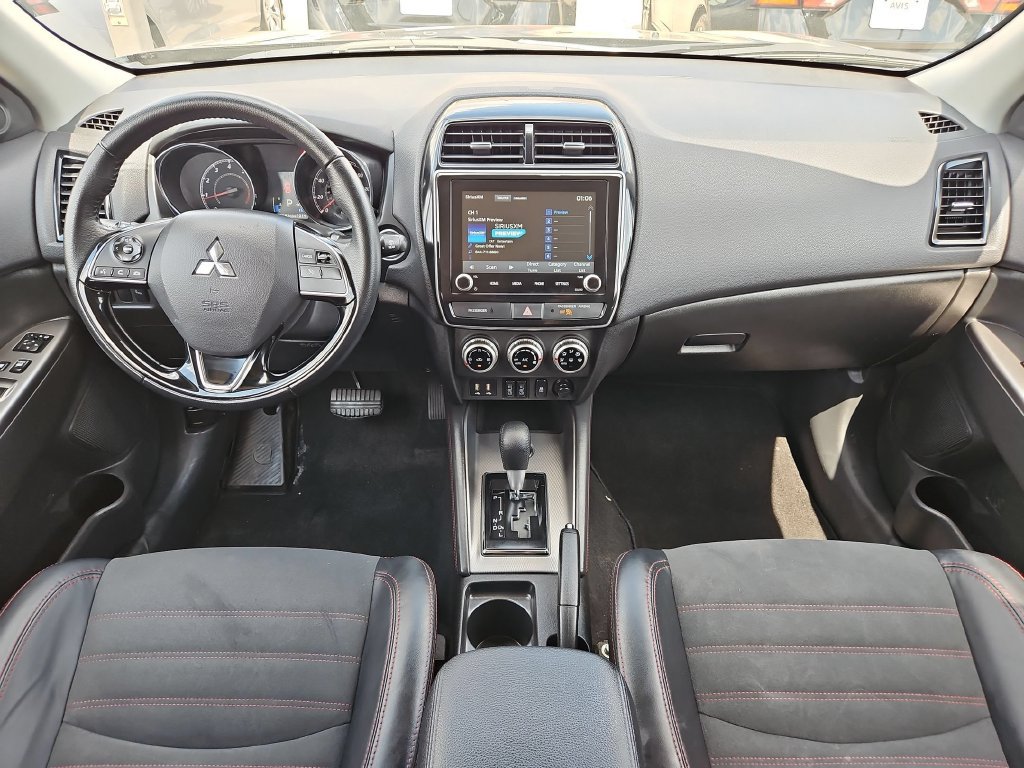 Used 2025 Mitsubishi Outlander Sport SE AWD/4WD image 26