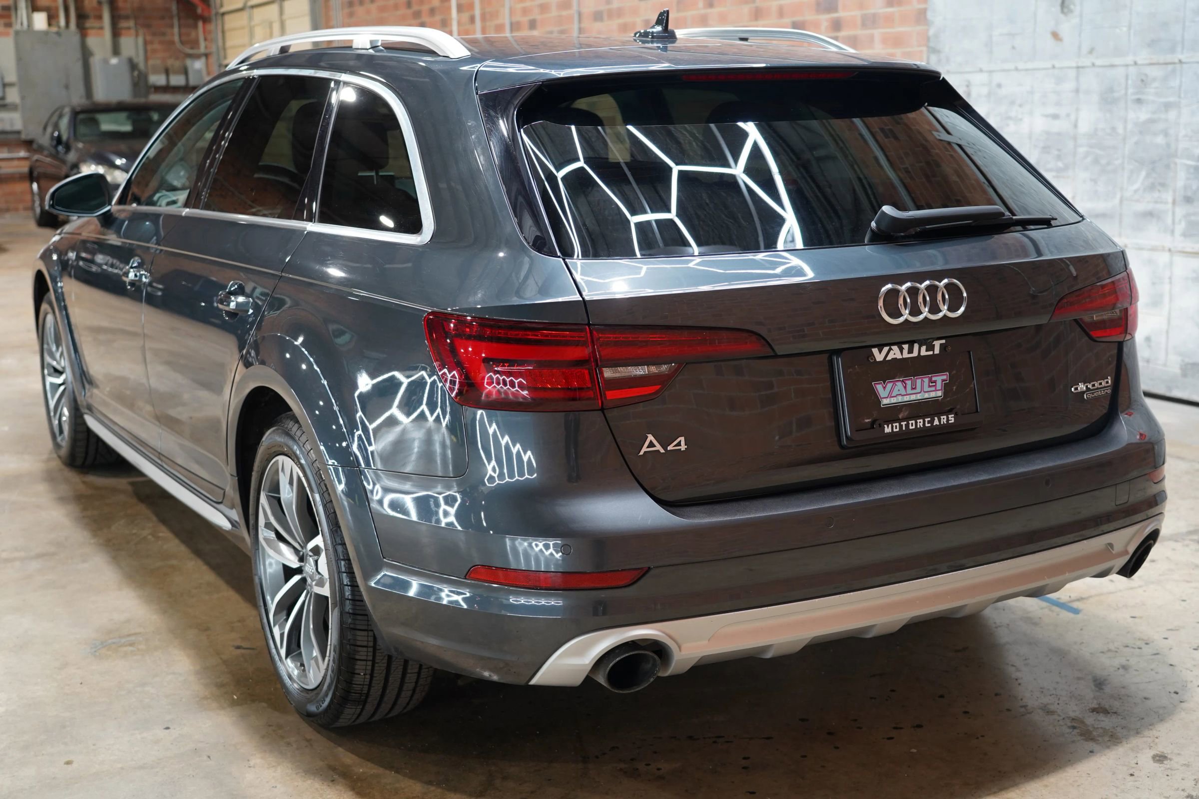 Used 2018 Audi A4 2.0T allroad Prestige image 16
