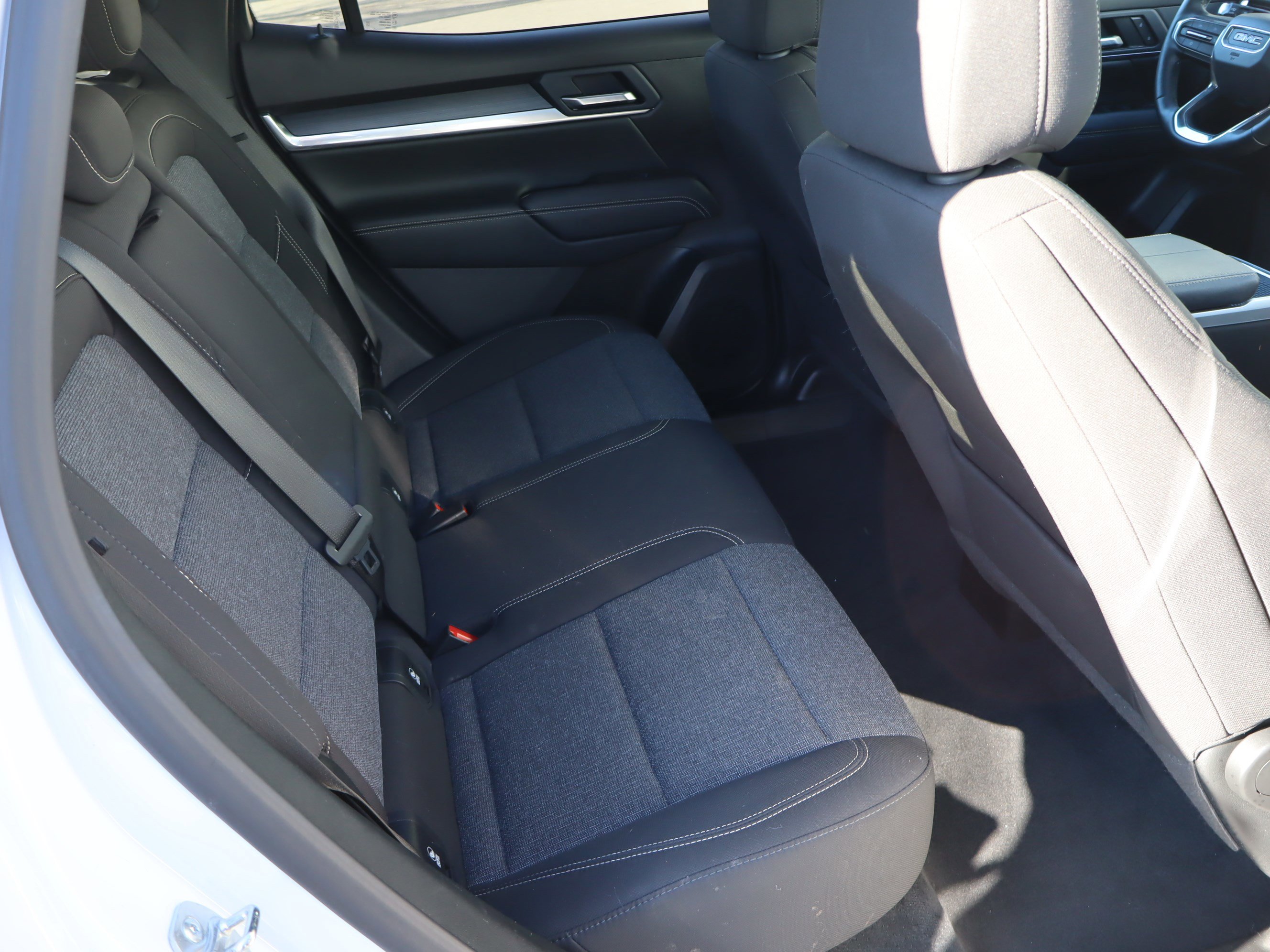 Certified 2025 GMC Terrain Elevation image 33