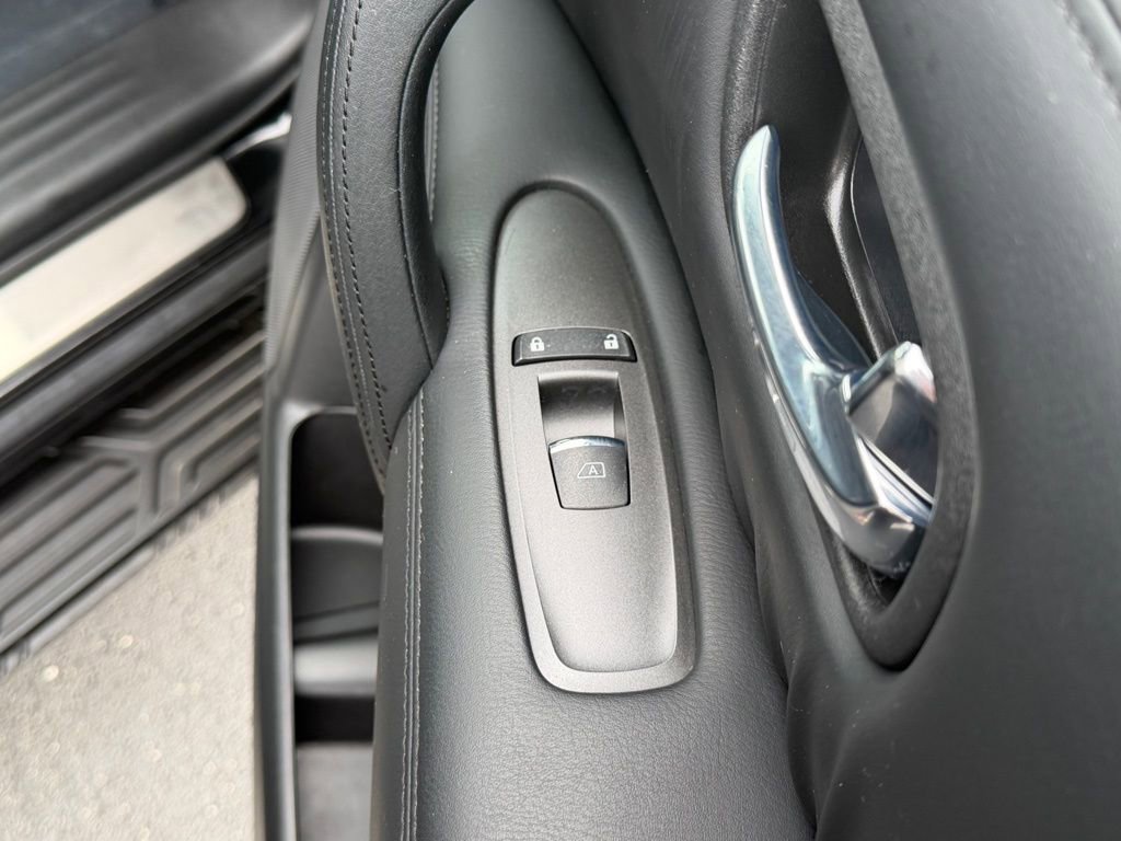 Used 2024 Nissan Armada SL w/ Cargo Package image 28