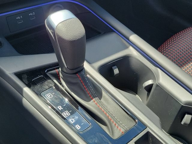 New 2026 Nissan Sentra SR w/ Floor Mat Package FWD image 32