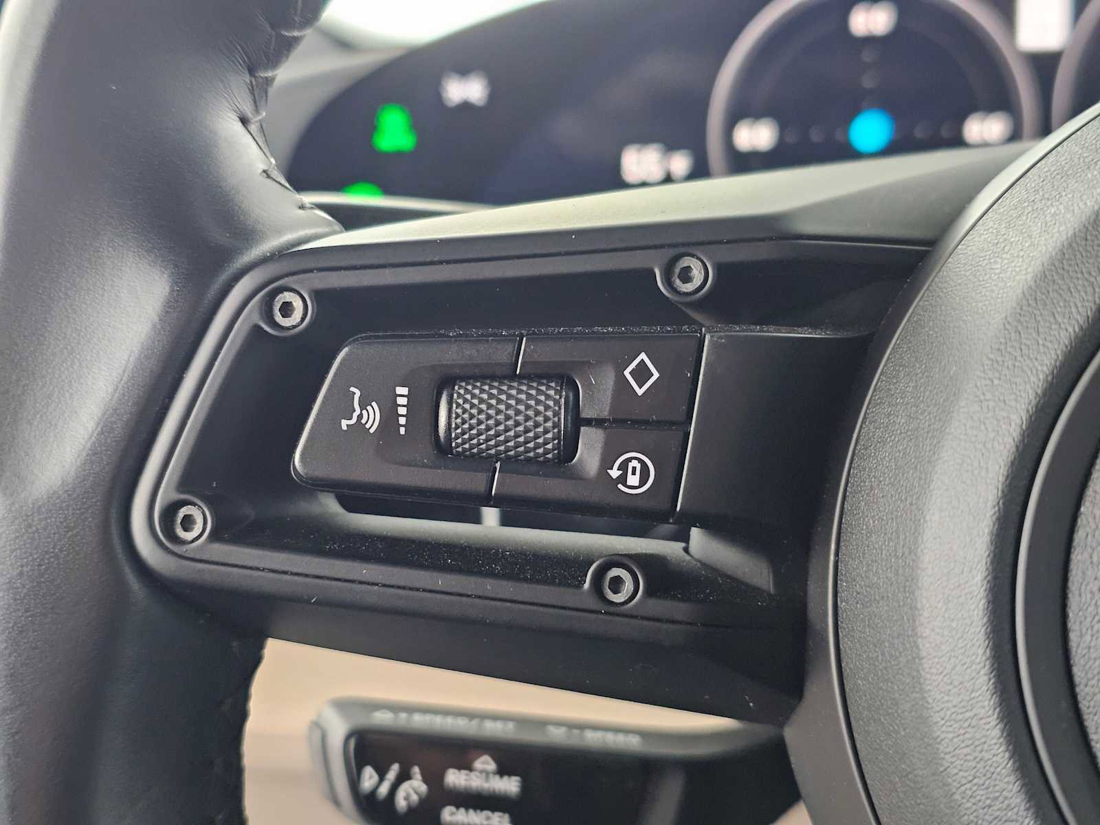 Used 2022 Porsche Taycan 4S image 29