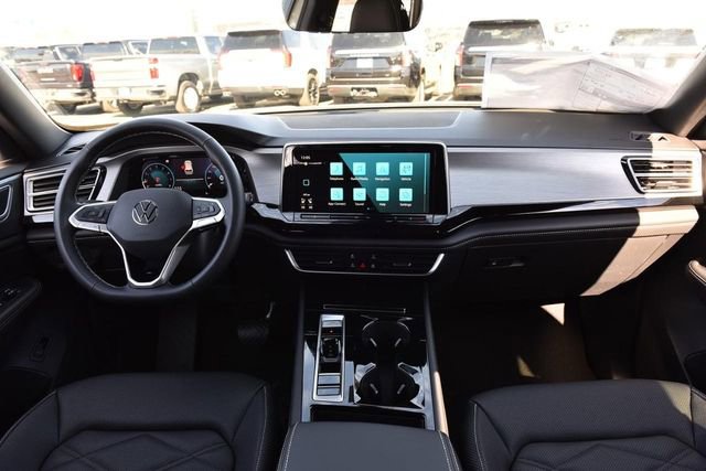New 2026 Volkswagen Atlas Cross Sport SE image 7