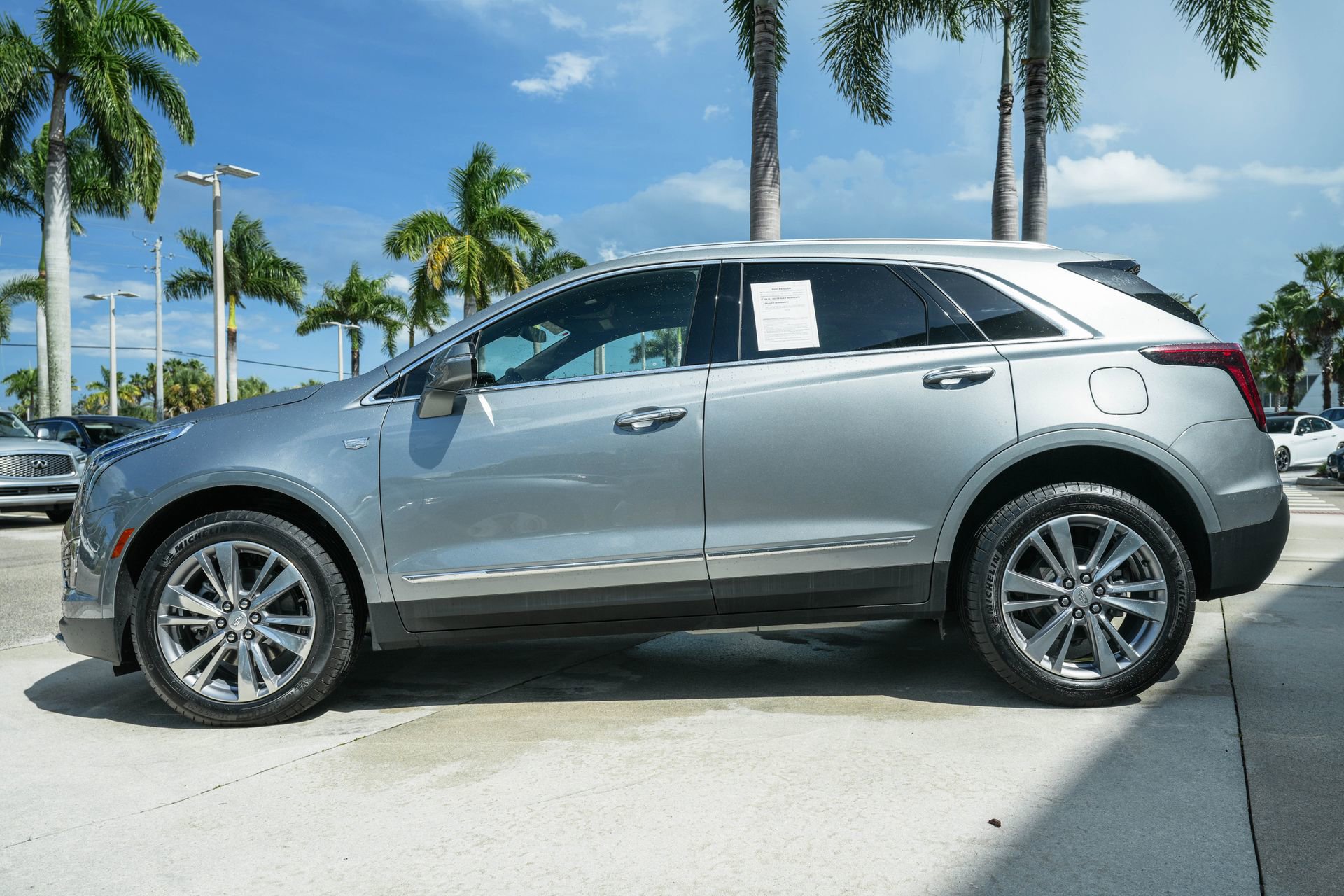 Used 2025 Cadillac XT5 Premium Luxury image 6