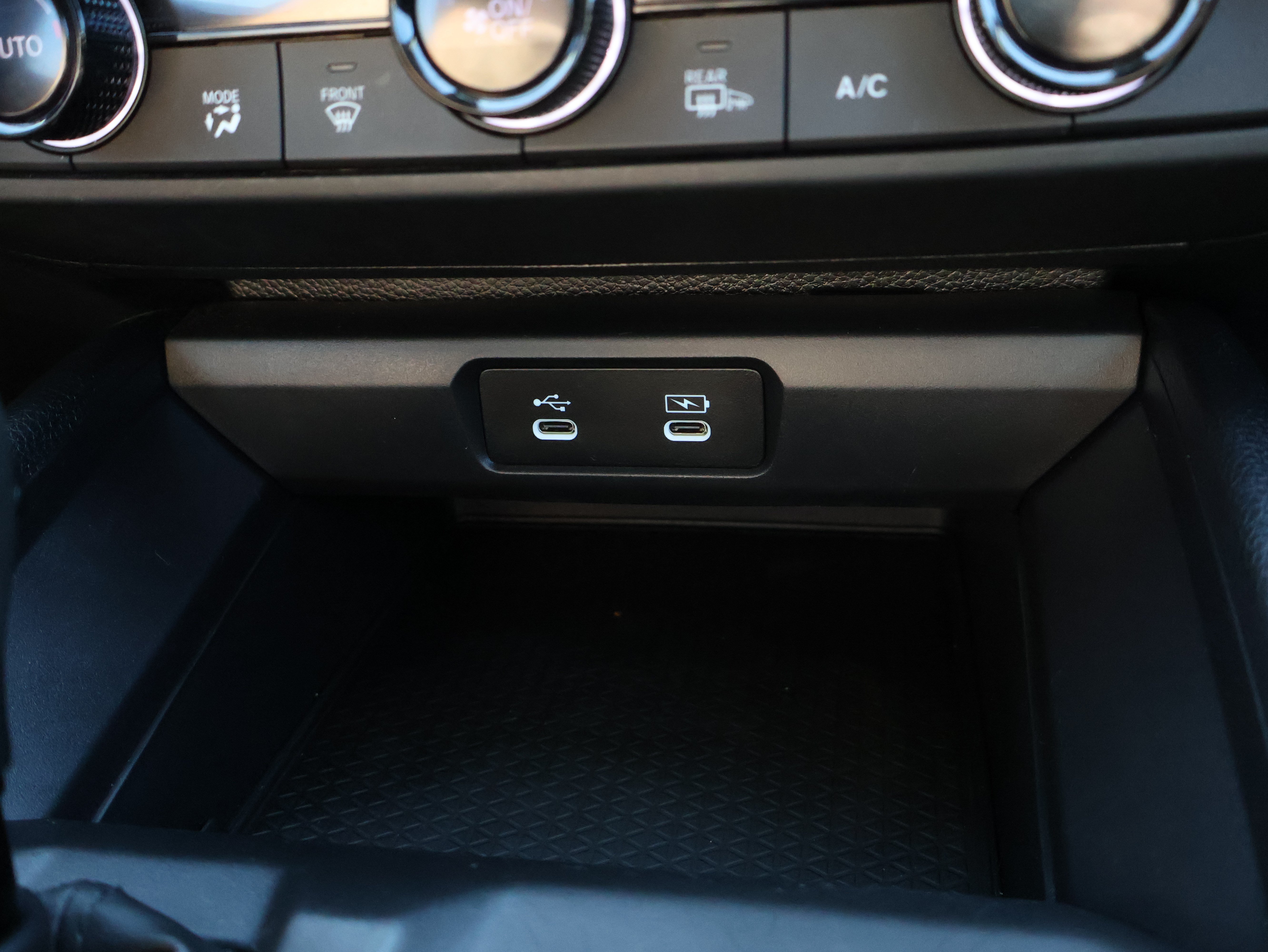 Used 2025 Honda Accord SE image 24