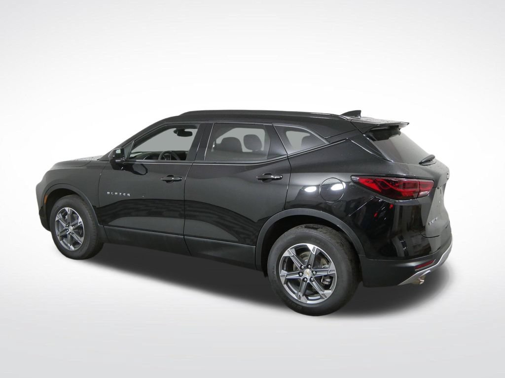 Used 2023 Chevrolet Blazer LT w/ Convenience Package AWD/4WD image 7