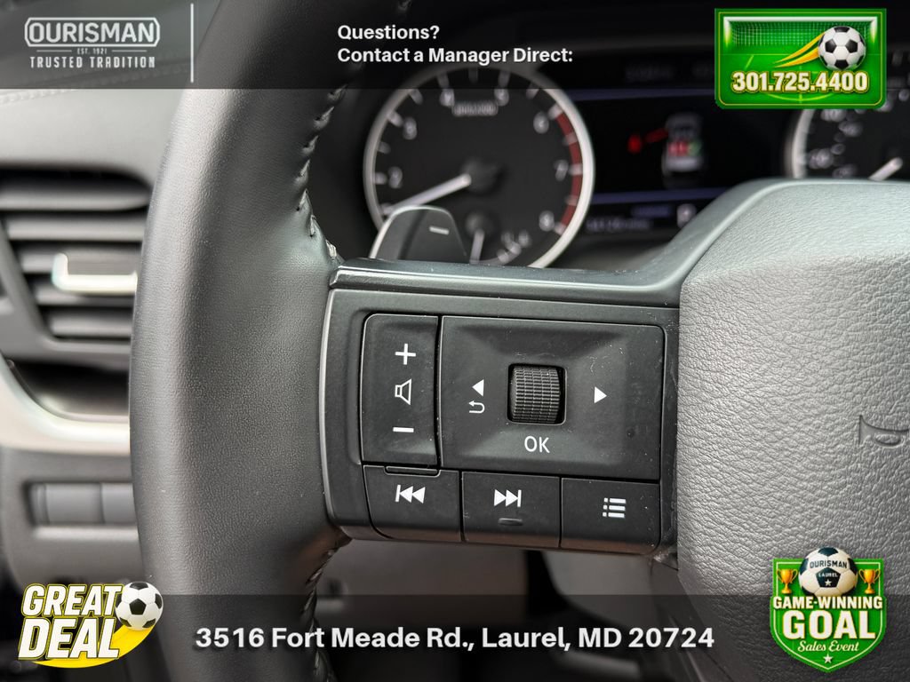 Used 2025 Nissan Rogue SV FWD image 31