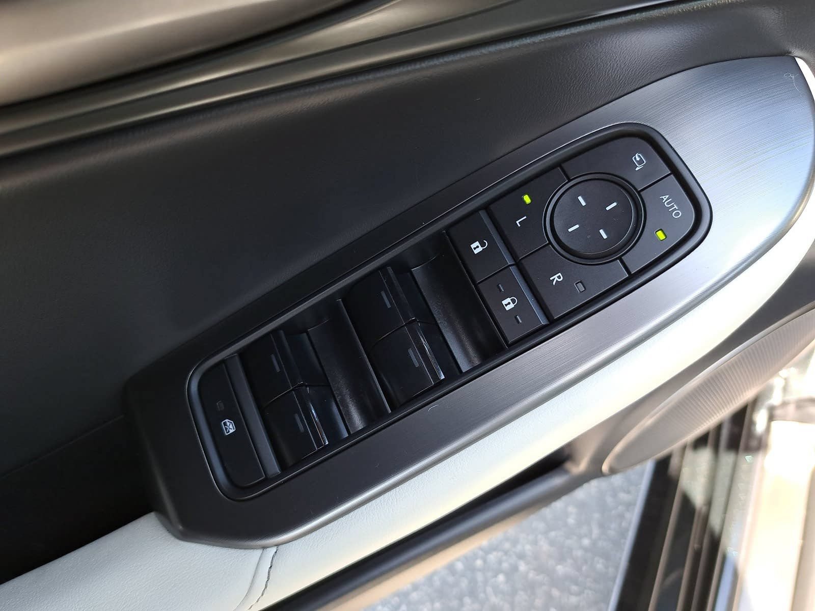 Used 2026 Lexus IS 350 F Sport RWD image 29