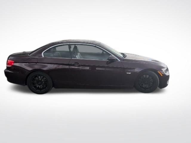 Used 2008 BMW 335i Convertible image 8