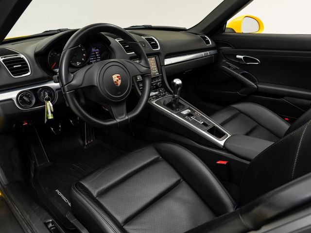 Used 2013 Porsche Boxster RWD image 4