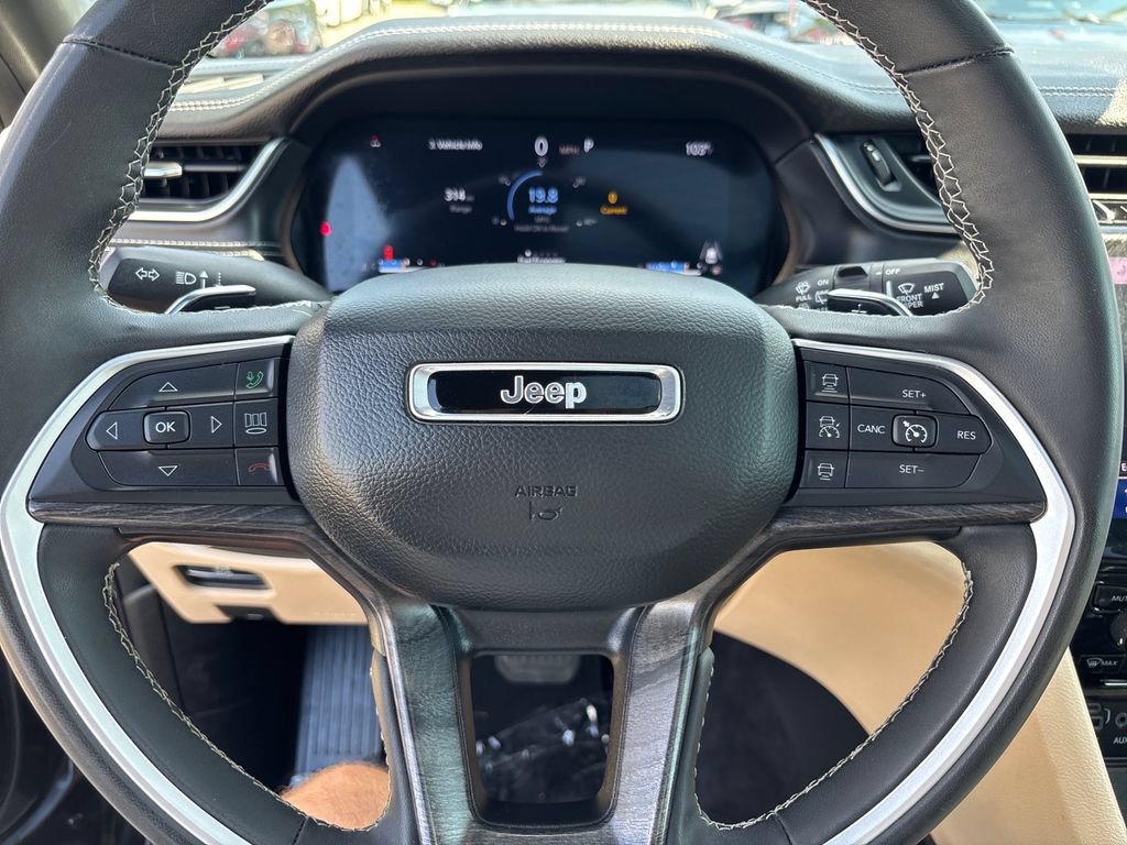 Used 2024 Jeep Grand Cherokee L Limited w/ Luxury Tech Group II AWD/4WD image 7