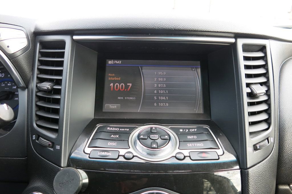 Used 2016 INFINITI QX70 AWD image 26