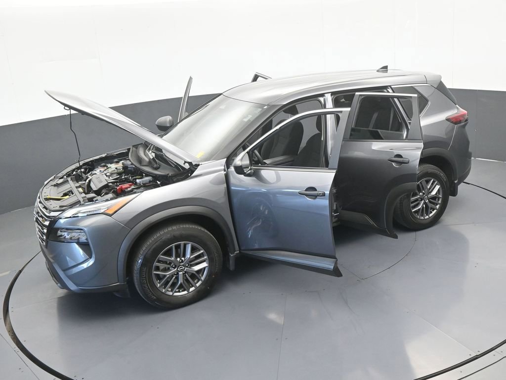 Used 2025 Nissan Rogue S FWD image 56