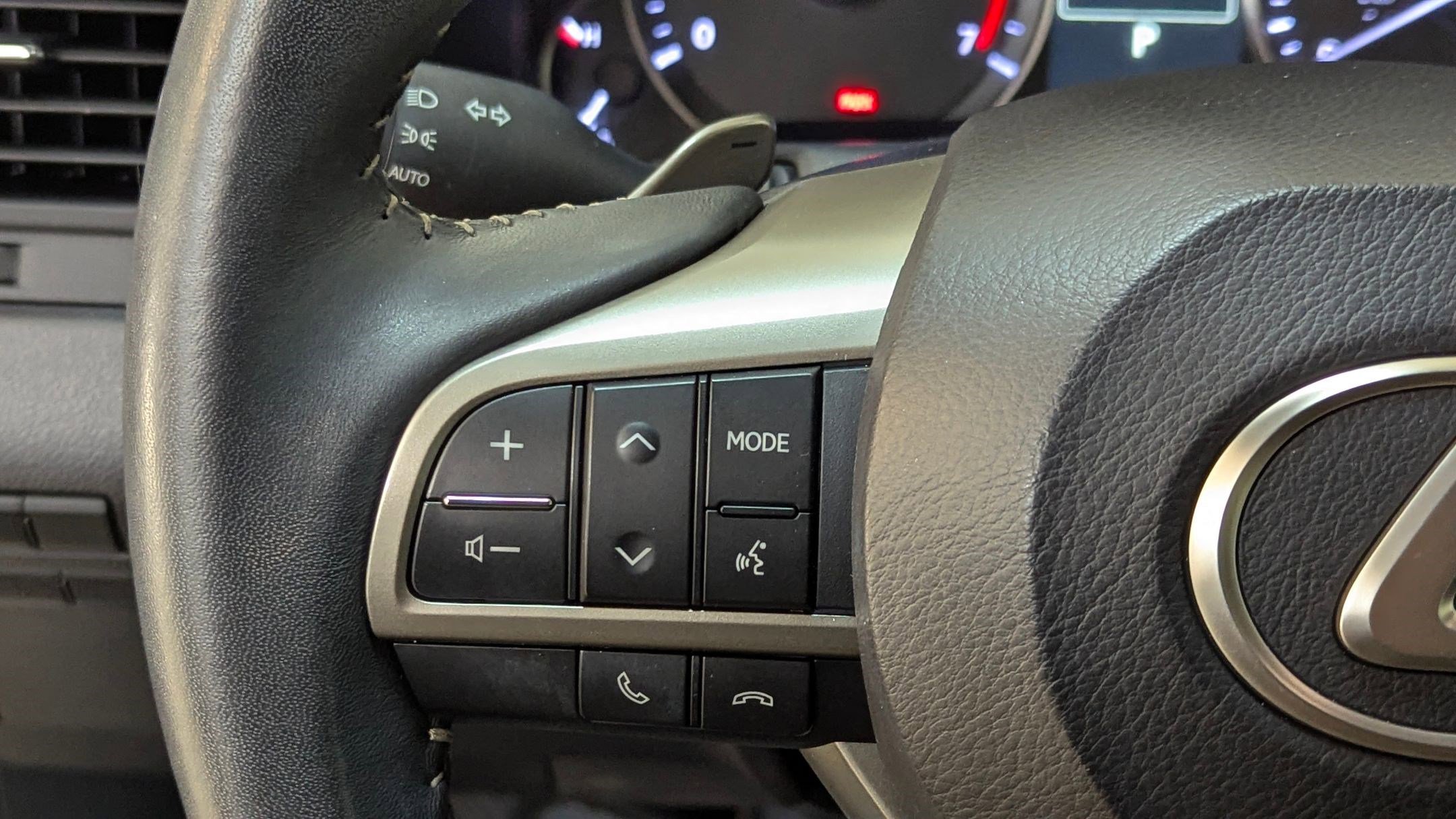 Used 2022 Lexus RX 350 FWD image 16