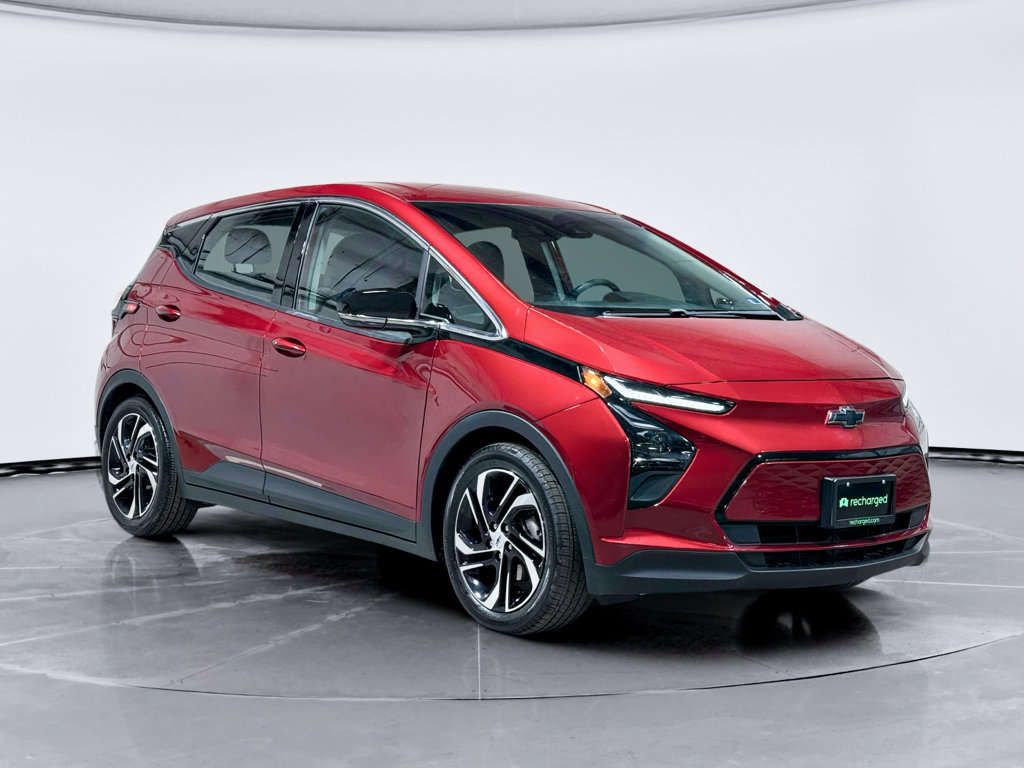 Used 2022 Chevrolet Bolt LT FWD image 4