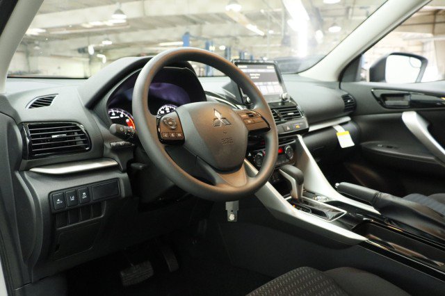 New 2026 Mitsubishi Eclipse Cross ES AWD/4WD image 5