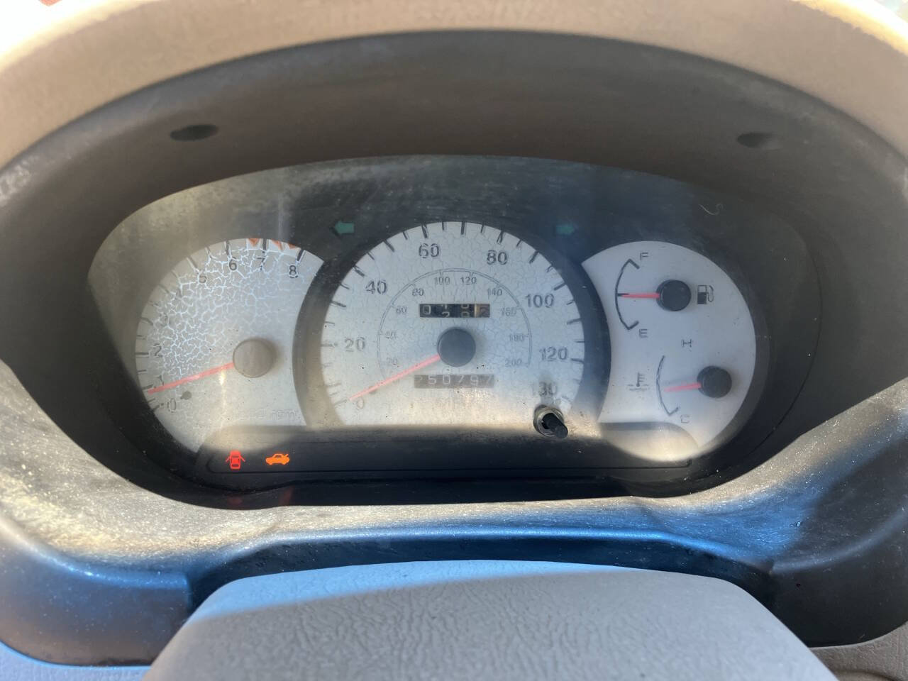 Used 2002 Hyundai Accent GS FWD image 23