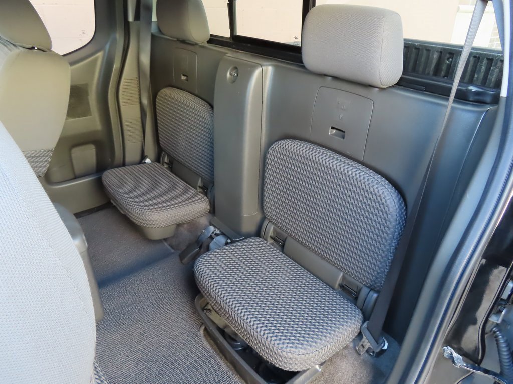 Used 2012 Nissan Frontier SV w/ SV Premium Utility Pkg image 22