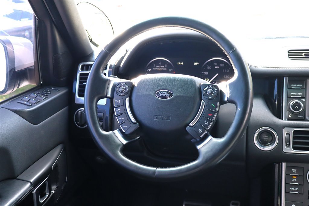 Used 2010 Land Rover Range Rover Supercharged AWD/4WD image 15