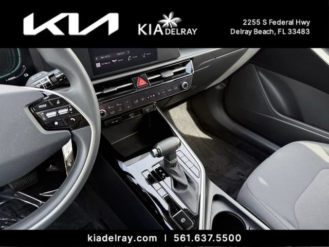 Certified 2023 Kia Niro LX FWD image 25