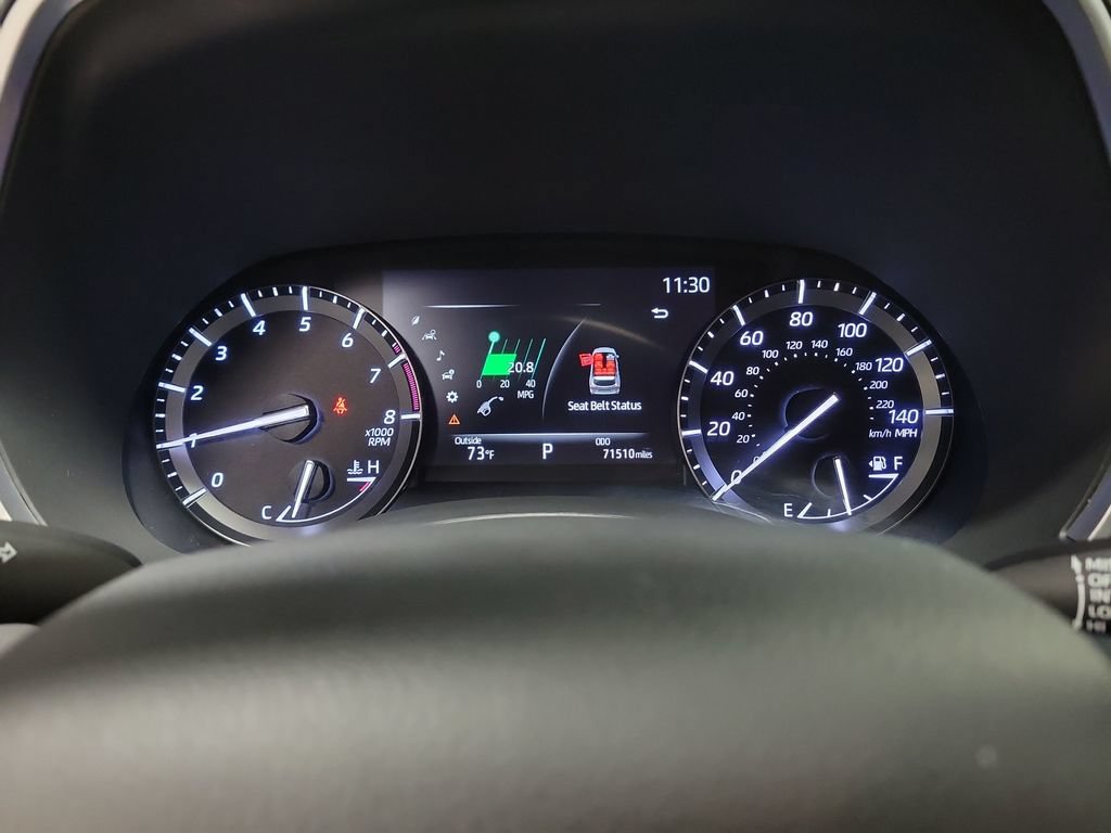 Used 2020 Toyota Highlander XLE FWD image 28