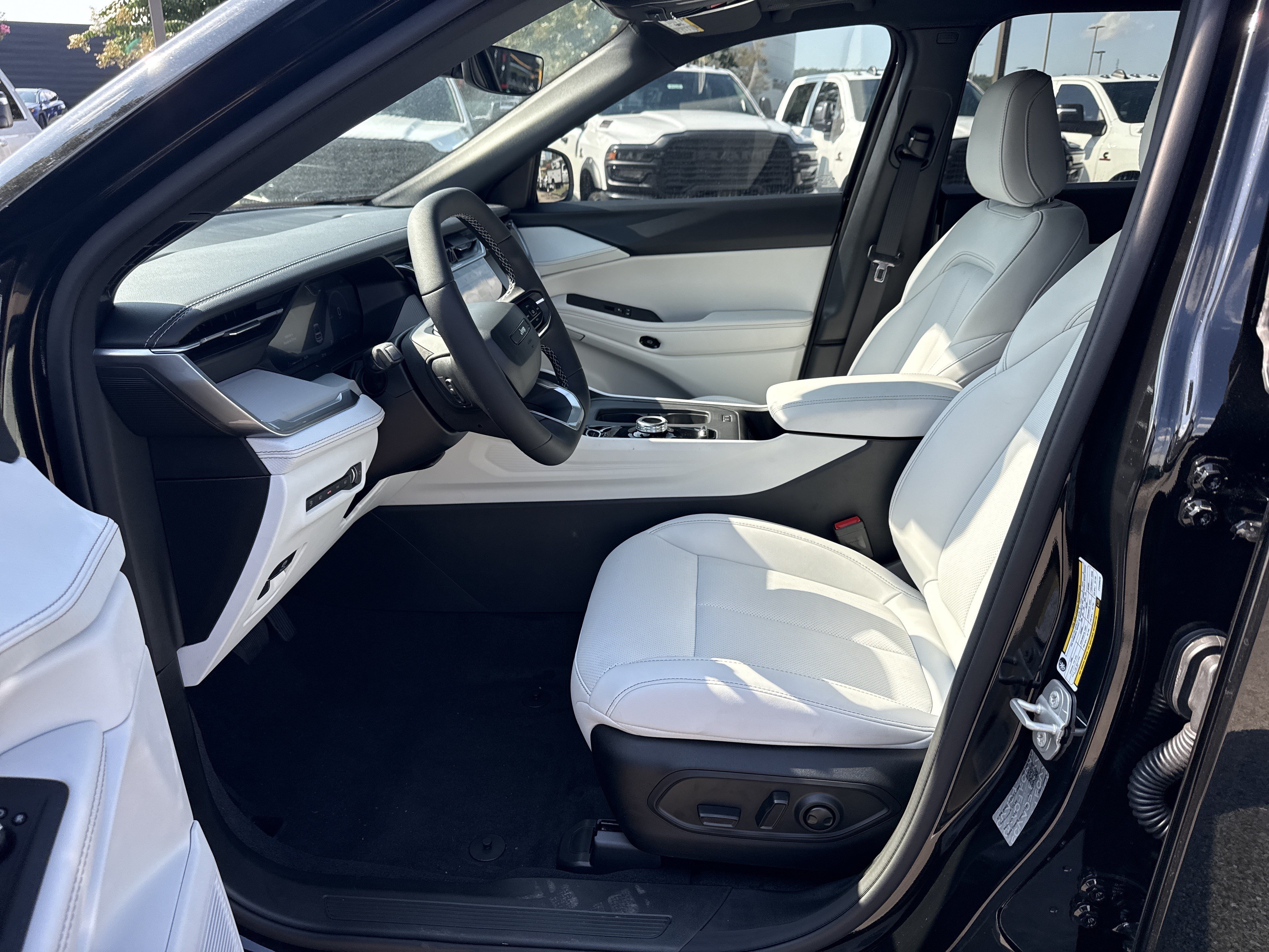 New 2026 Jeep Cherokee Limited AWD/4WD image 9