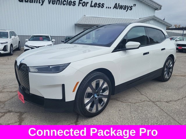 Used 2024 BMW iX xDrive50 w/ Premium Package AWD/4WD image 37