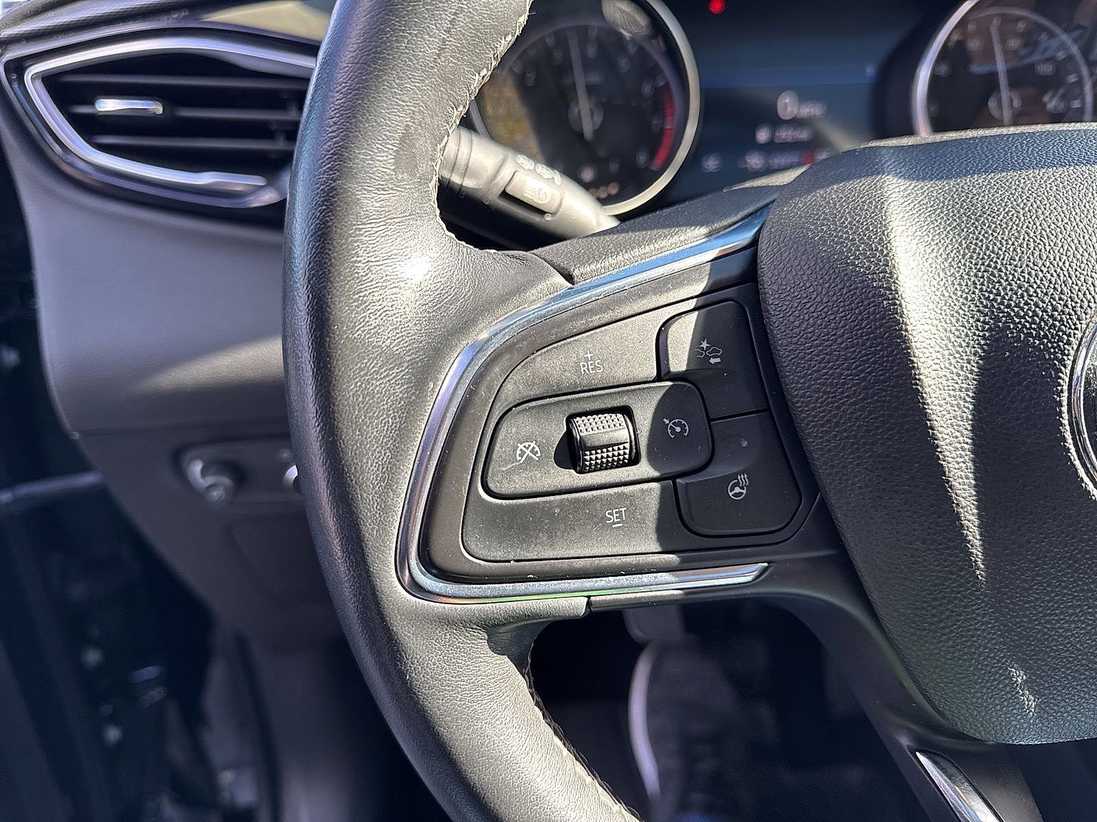 Certified 2022 Buick Encore GX Essence w/ Experience Buick Package image 20