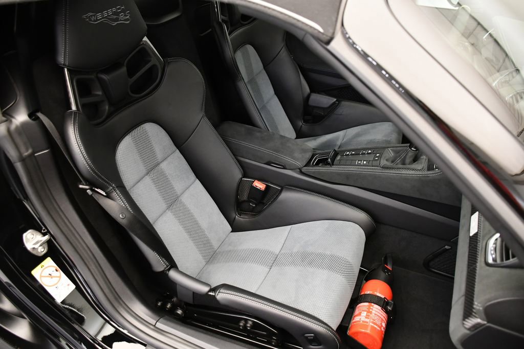 Certified 2025 Porsche 718 Boxster Spyder RS image 38